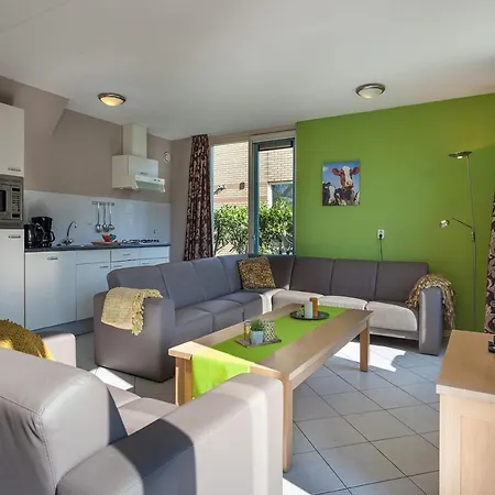 12 Person Group House *