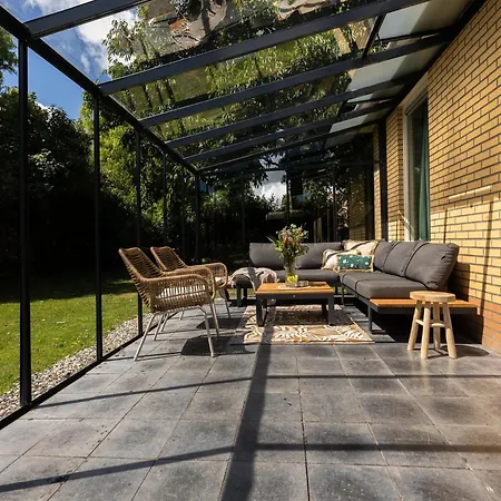 Villa In With South-facing Garden Andijk