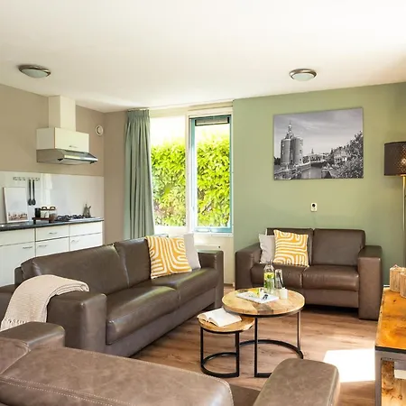 In With South-facing Garden Βίλα *